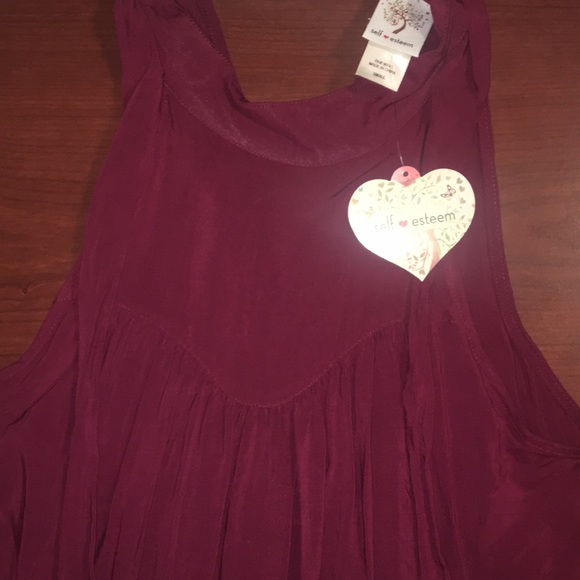 Burgundy tank top - Picture 1 of 1
